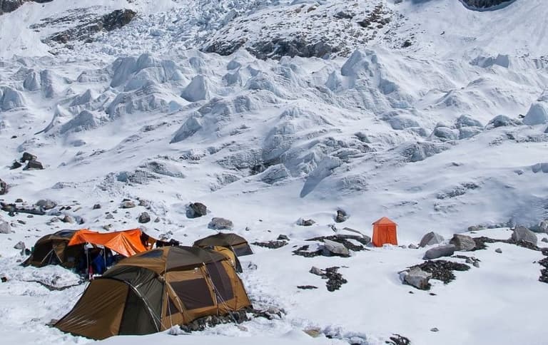 Does It Snow in Nepal? Best Snow Places & Months 2026