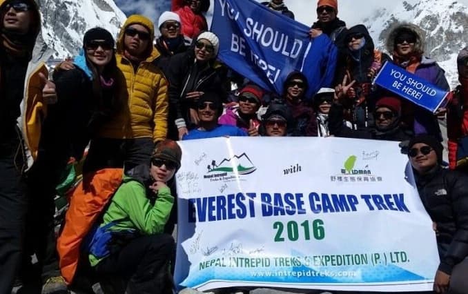 Why Everest Base Camp Trekking is so popular in the World?