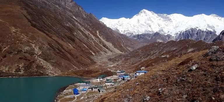 Island peak climbing with Gokyo Chola pass and EBC trek