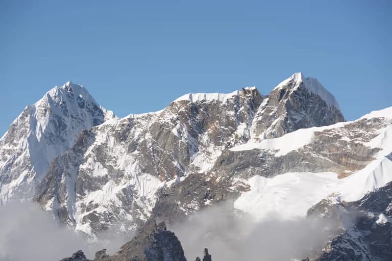 Lobuche peak climbing