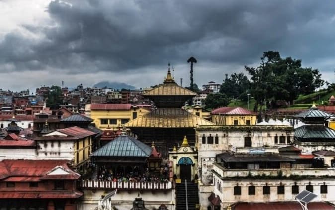 Sacred Hindu Pilgrimage: Top 4 Reasons to Visit Pashupatinath Temple