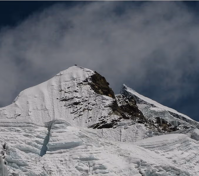 Island peak climbing with Gokyo Chola pass and EBC trek
